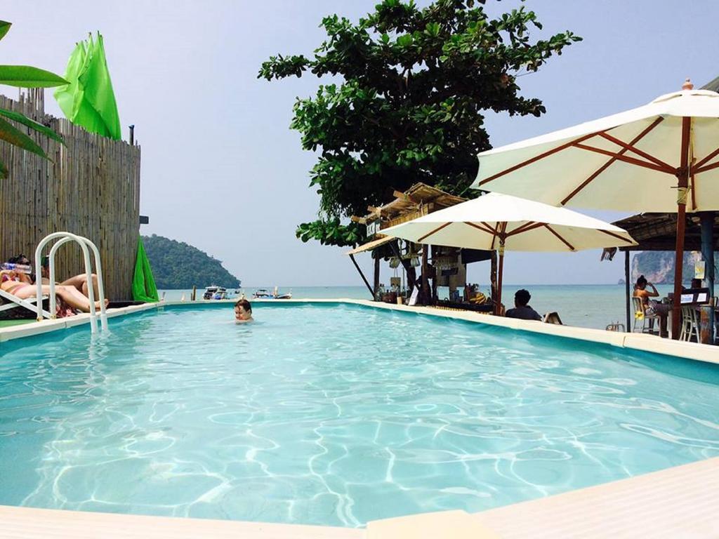The Beacha Club Hotel Ko Phi Phi Exterior foto
